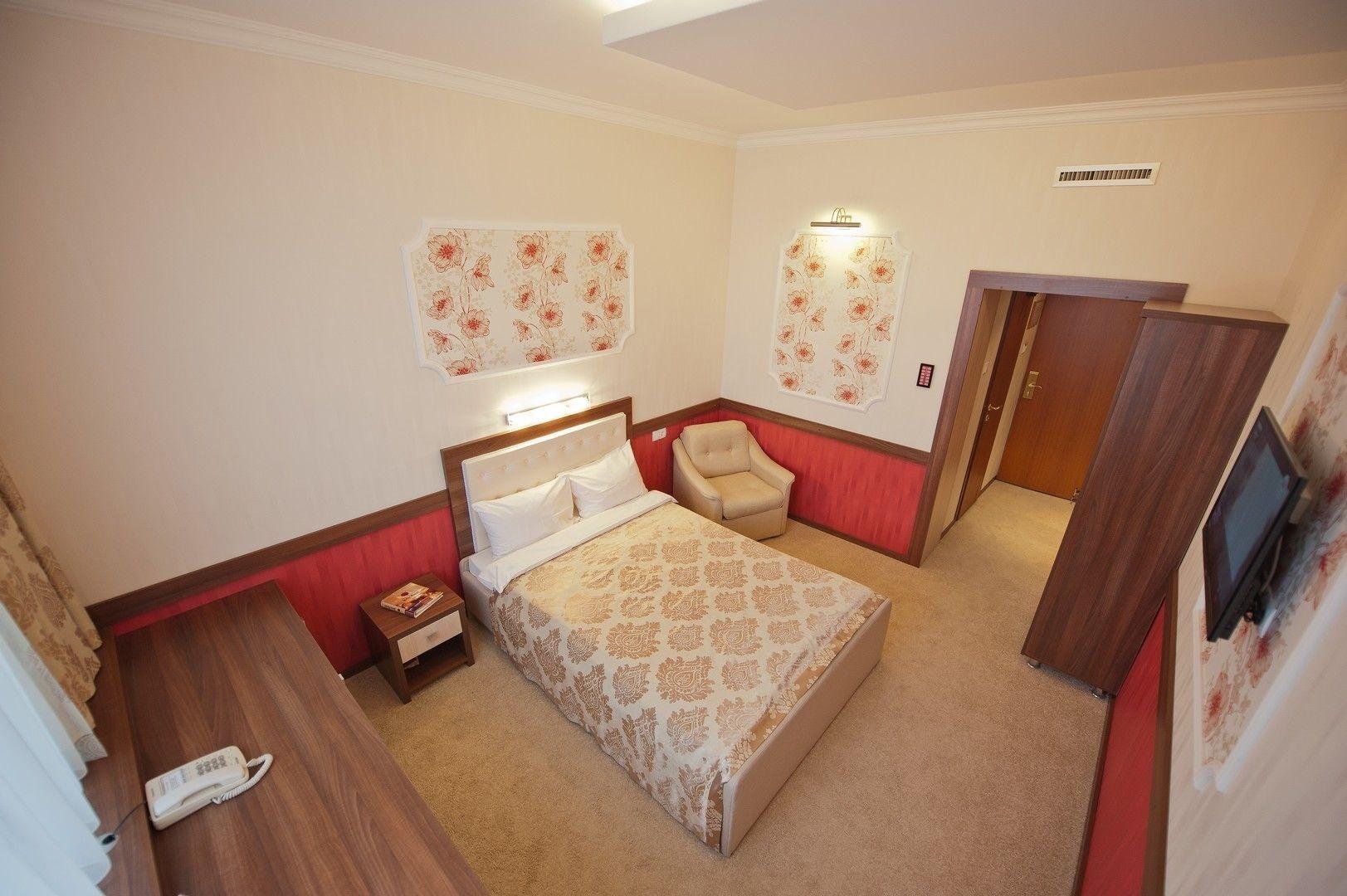 Jolly Alon 4*