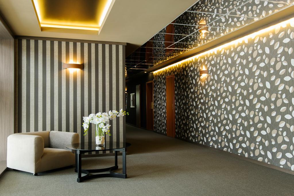 Jolly Alon 4* Chişinău